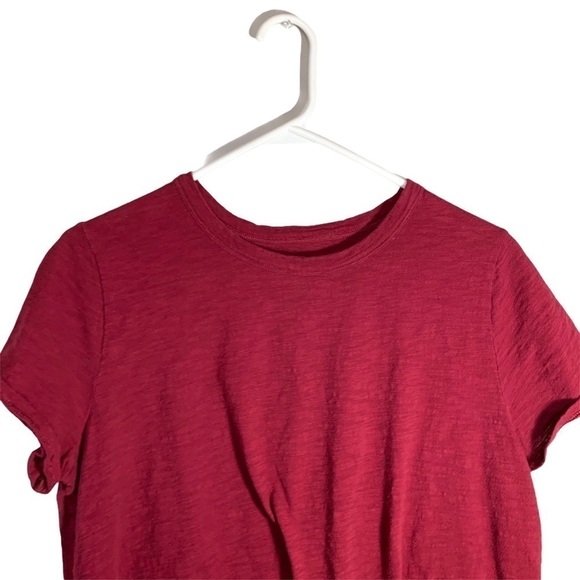 Old Navy Wear Every-wear Short Sleeve T-Shirt in Golly Gee Garnet Large - Picture 3 of 14
